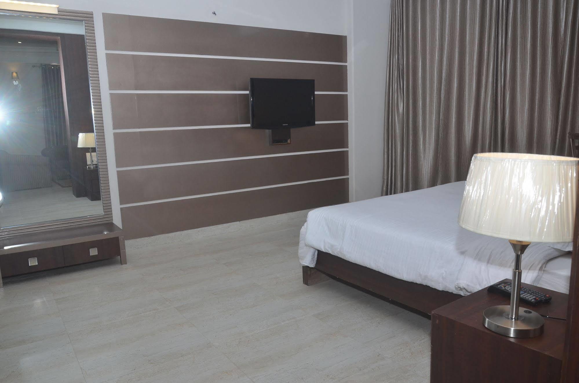 The Amayaa Varanasi Exterior foto